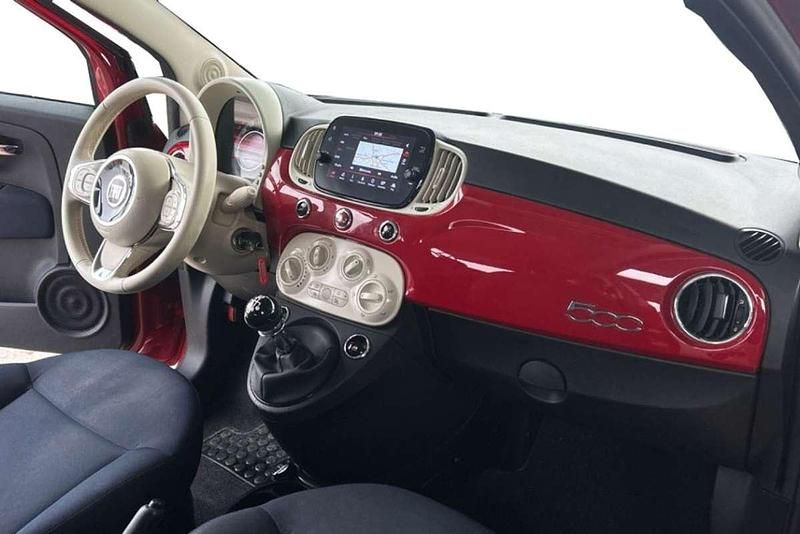 Usado Fiat 500 71 CV (52 kW) 2021 Rojo Utilitario