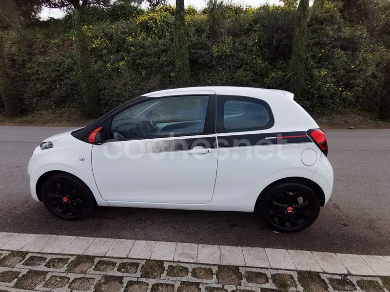 Usado Citroën C1 PureTech 82 CV (60 kW) 2017 Blanco Utilitario