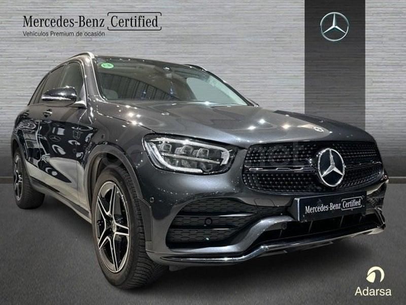 Usado Mercedes GLC220 AMG line 194 CV (142 kW) 2021 Gris grafito SUV