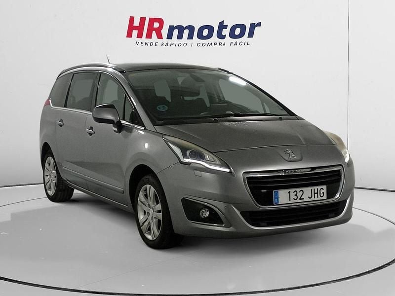 Gris Usado 2015 Peugeot 5008 Allure Monovolumen | 11.490 € (Un poco caro) - Imagen 1/4