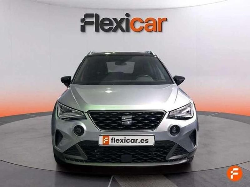 Usado Seat Arona FR 116 HP (85 kW) 2024 Cinzento SUV