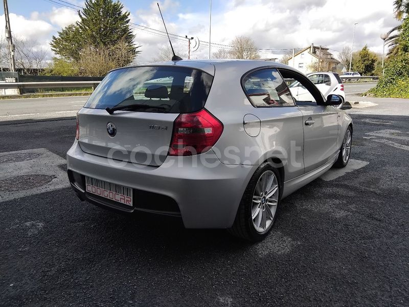 Usado BMW 118 143 CV (105 kW) 2008 Gris / plata Utilitario