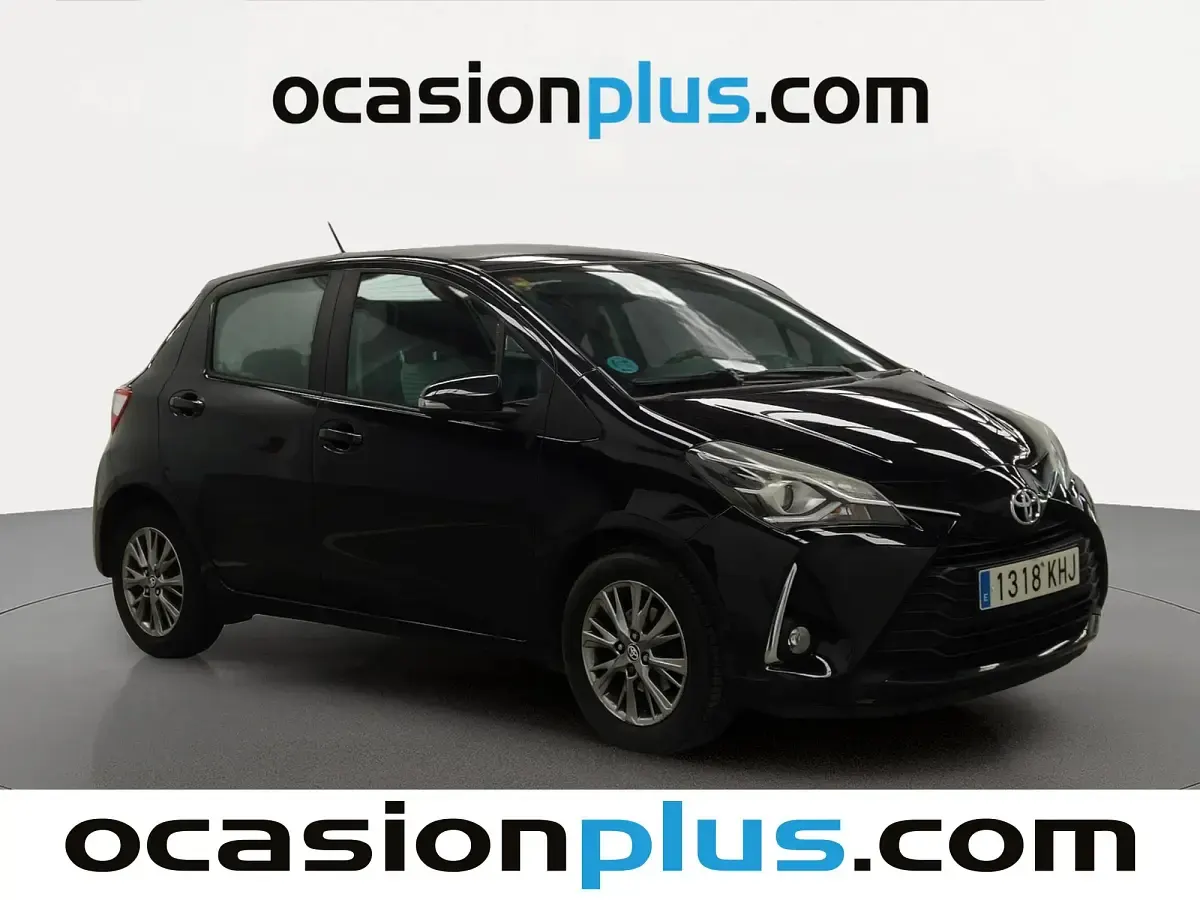 Usado Toyota Yaris Active 69 CV (50 kW) 2018 Negro Utilitario