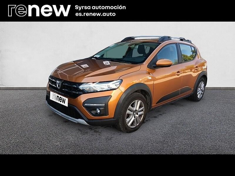 Usado Dacia Sandero Comfort 90 CV (66 kW) 2021 Amarillo Berlina