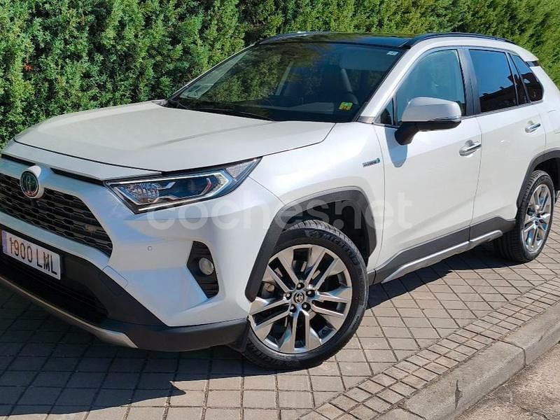 Usado Toyota RAV4 Hybrid Luxury 222 CV (163 kW) 2021 Blanco SUV