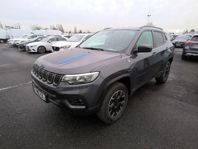Usado Jeep Compass Trailhawk 241 CV (177 kW) 2023 Gris SUV