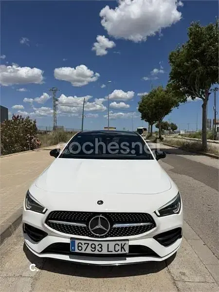 Usado Mercedes CLA200 136 CV (100 kW) 2019 Blanco Coupe