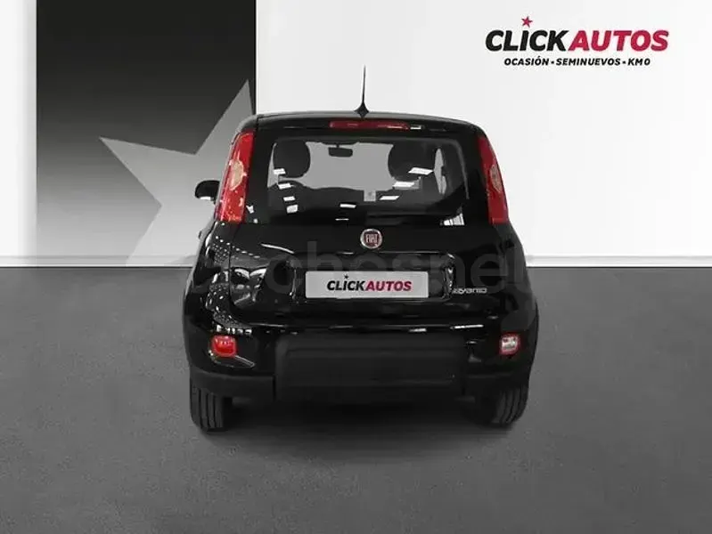Usado Fiat Panda 70 CV (51 kW) 2024 Negro Utilitario
