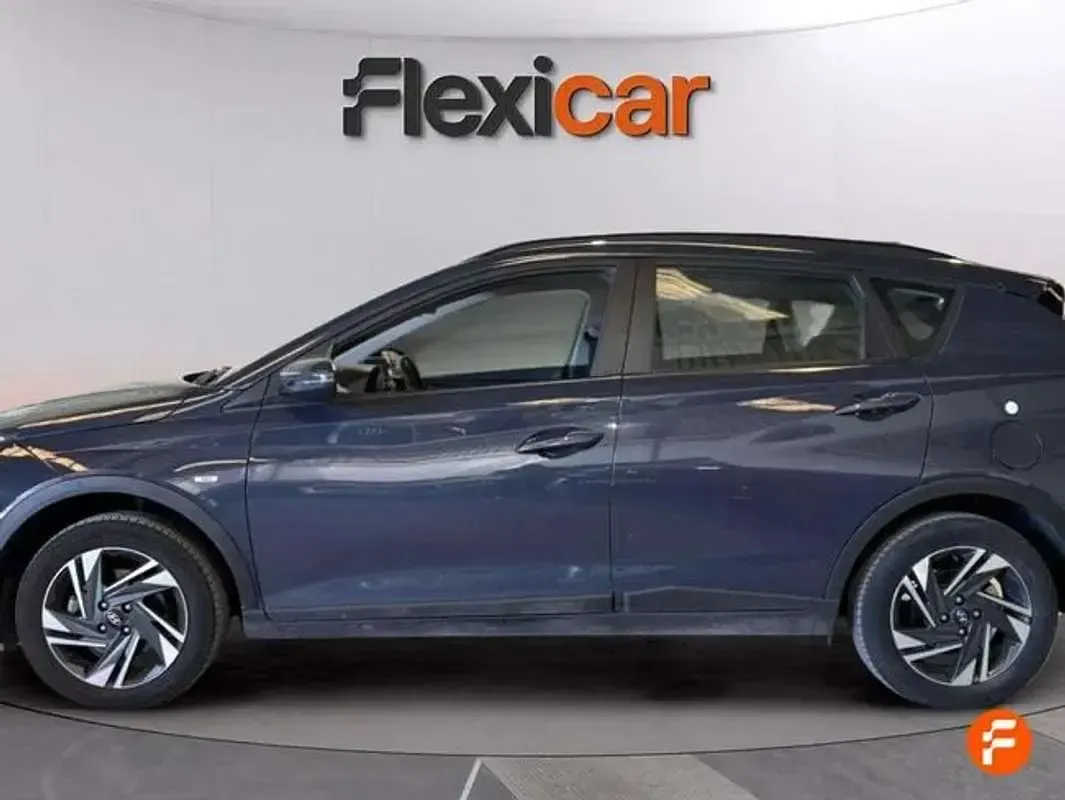 Usado Hyundai Bayon 101 CV (74 kW) 2023 Gris SUV
