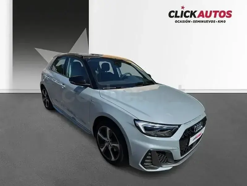 Usado Audi A1 Sportback S-Line 116 CV (85 kW) 2025 Gris / plata Utilitario
