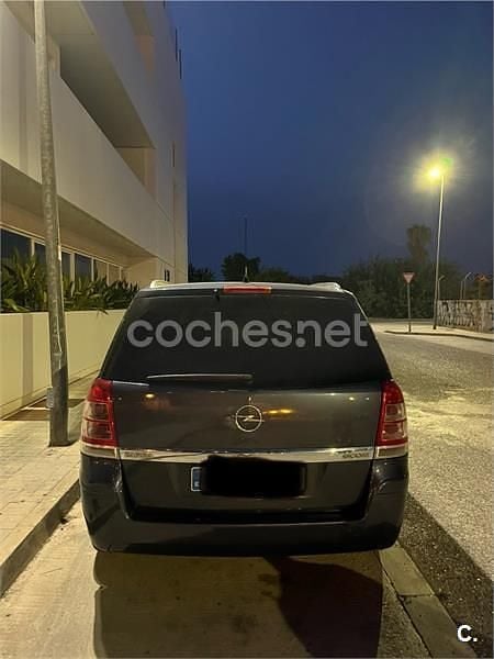 Usado Opel Zafira Enjoy Plus 110 CV (80 kW) 2011 Azul Monovolumen