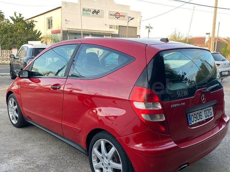 Usado Mercedes A150 95 CV (69 kW) 2006 Rojo Berlina