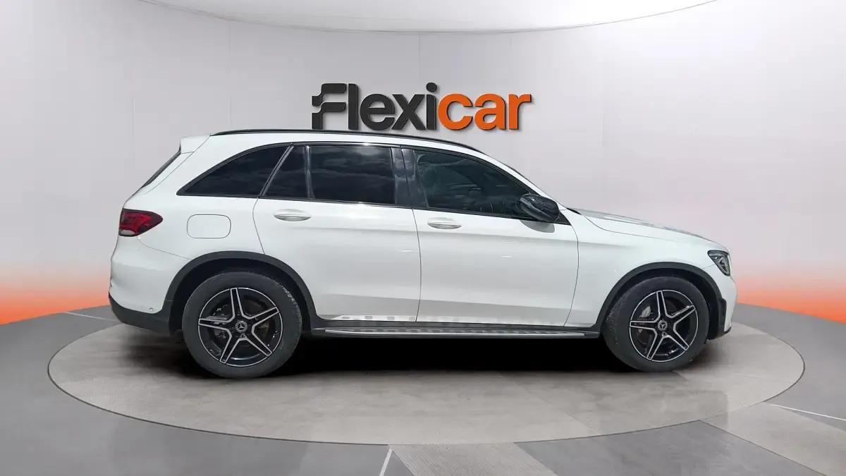 Usado Mercedes GLC200 163 CV (119 kW) 2022 Blanco SUV