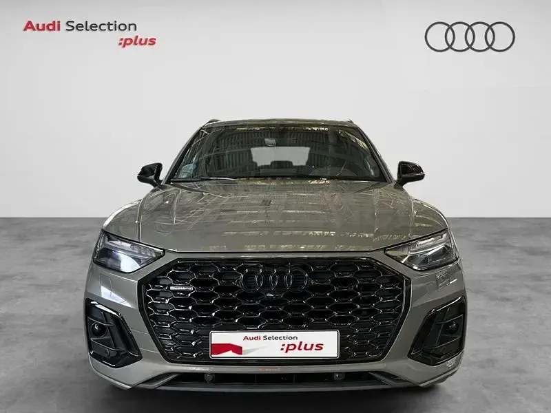 Usado Audi Q5 Sportback S-Line 204 CV (150 kW) 2025 Gris / plata SUV