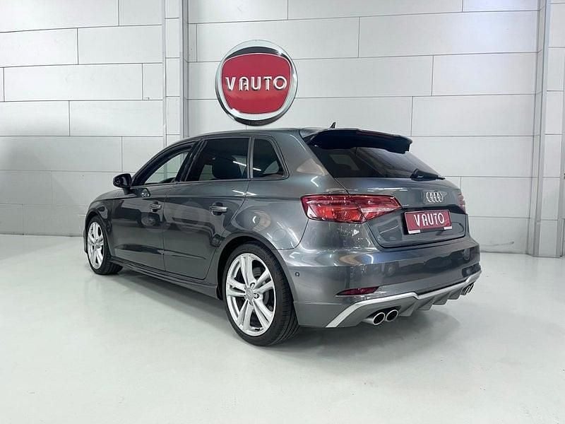 Usado Audi A3 300 CV (220 kW) 2020 Gris / plata Berlina