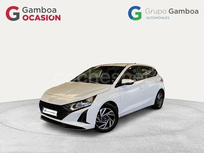 Blanco Usado 2024 Hyundai i20 Berlina | 15.390 € (Precio justo) - Imagen 1/4