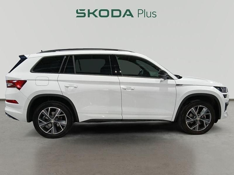 Usado Skoda Kodiaq SportLine 150 CV (110 kW) 2023 Blanco SUV
