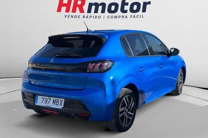 Usado Peugeot 208 Allure 101 CV (74 kW) 2022 Utilitario