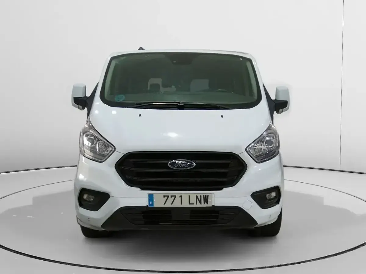 Usado Ford Transit Custom Trend 130 CV (95 kW) 2021 Blanco Berlina