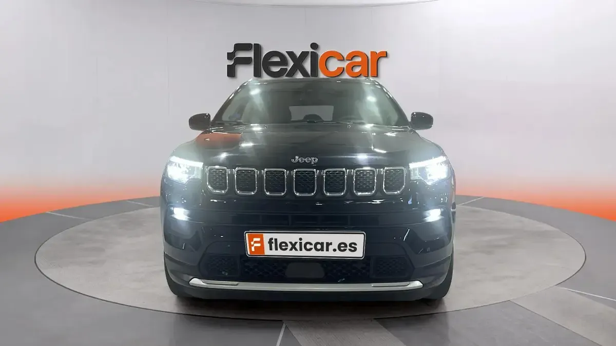 Usado Jeep Compass Limited 190 CV (139 kW) 2023 Blanco SUV