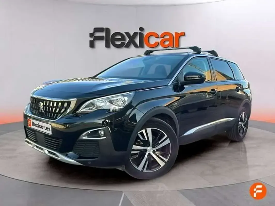 Usado Peugeot 5008 Allure 131 CV (96 kW) 2020 Negro SUV