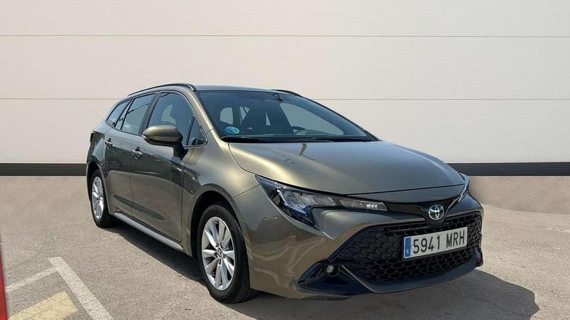 Usado 2024 Toyota Corolla Active Familiar | 23.504 € (Precio justo) - Imagen 1/4
