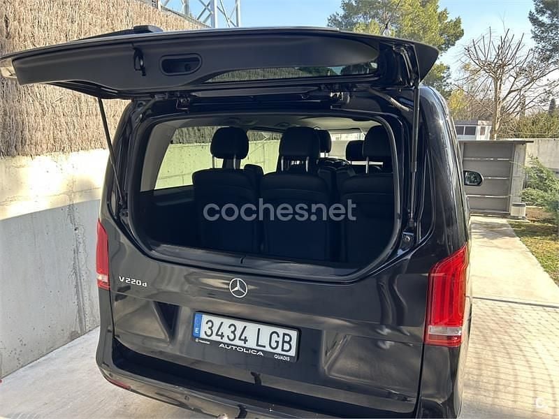 Usado Mercedes V220 Avantgarde 163 CV (119 kW) 2020 Negro Monovolumen