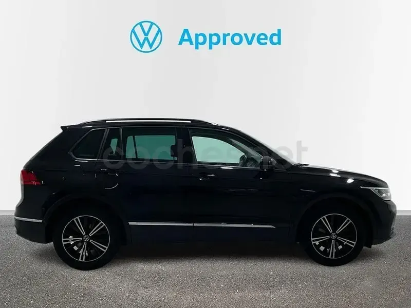 Usado VW Tiguan Life 150 CV (110 kW) 2022 Negro SUV