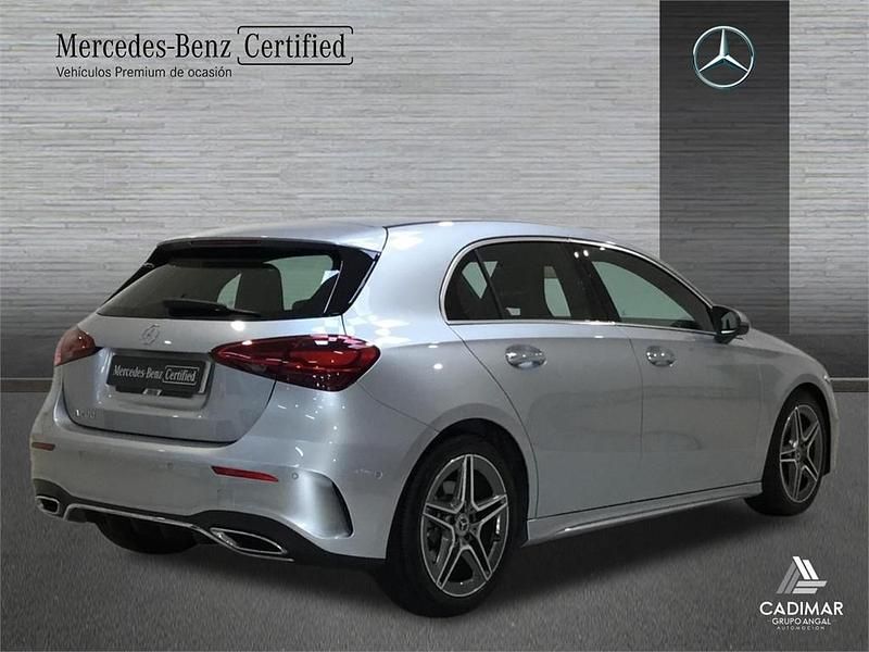 Usado Mercedes A200 163 CV (119 kW) 2024 Gris Berlina