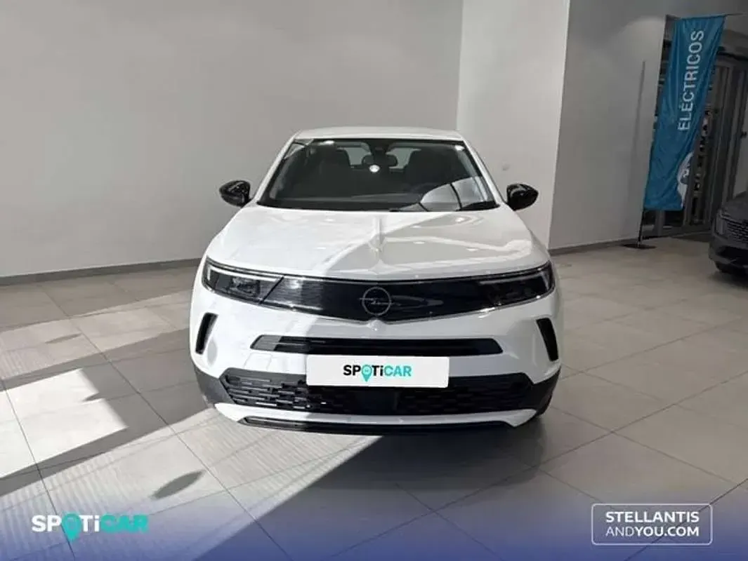 Usado Opel Mokka Edition 101 CV (74 kW) 2021 Blanco SUV