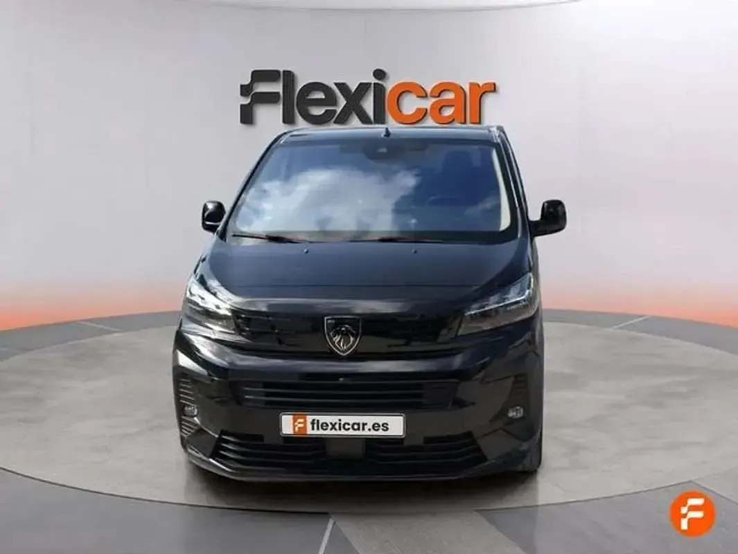Usado Peugeot Traveller Business-Line 180 CV (132 kW) 2024 Negro Monovolumen