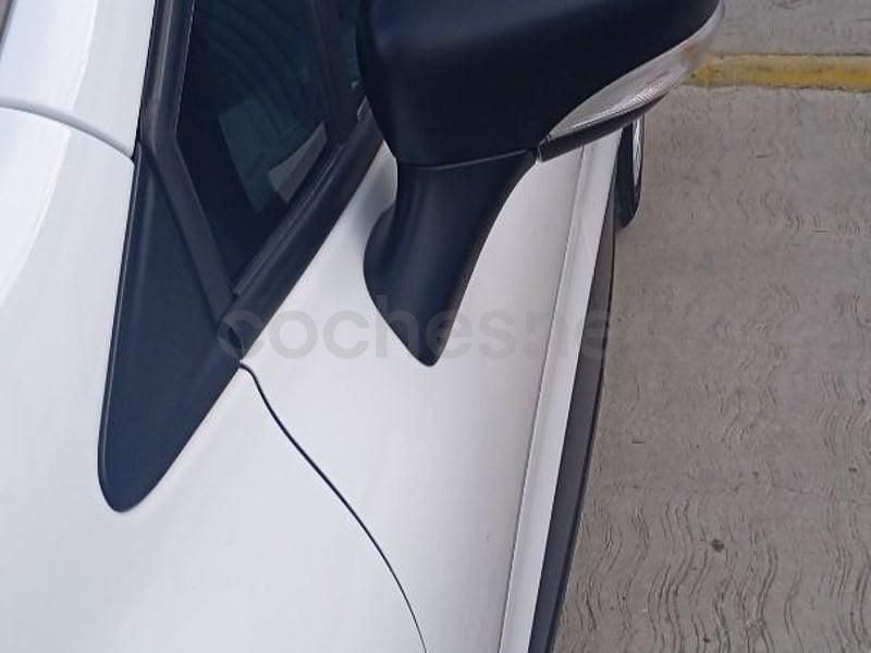 Usado Renault Clio IV Business 75 CV (55 kW) 2019 Blanco Berlina