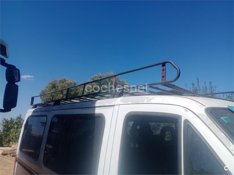 Usado Peugeot Boxer 86 HP (63 kW) 2002 Branco Van