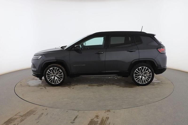 Usado Jeep Compass Summit 131 CV (96 kW) 2024 Gris SUV