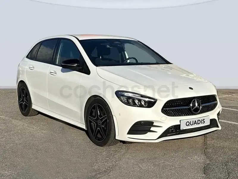 Usado Mercedes B200 150 CV (110 kW) 2024 Blanco Monovolumen