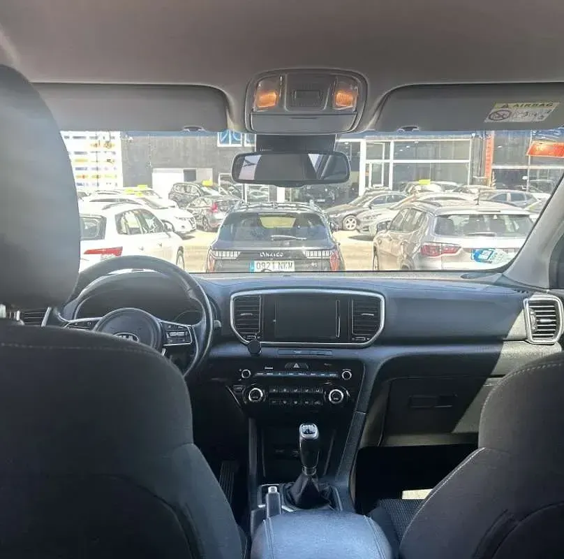 Usado Kia Sportage Plus 116 CV (85 kW) 2019 Azul SUV