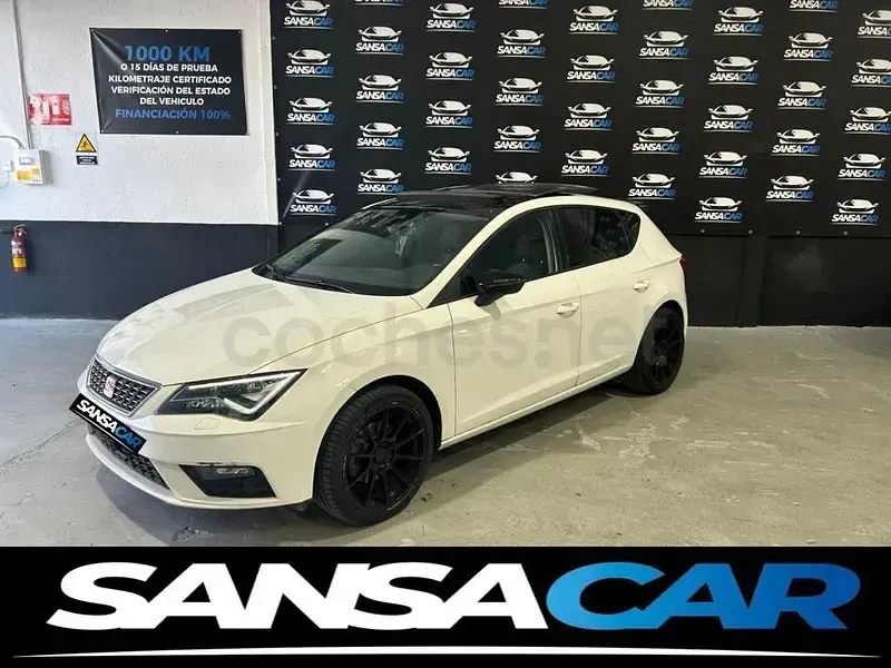 Usado Seat Leon Style 115 CV (84 kW) 2018 Blanco Berlina