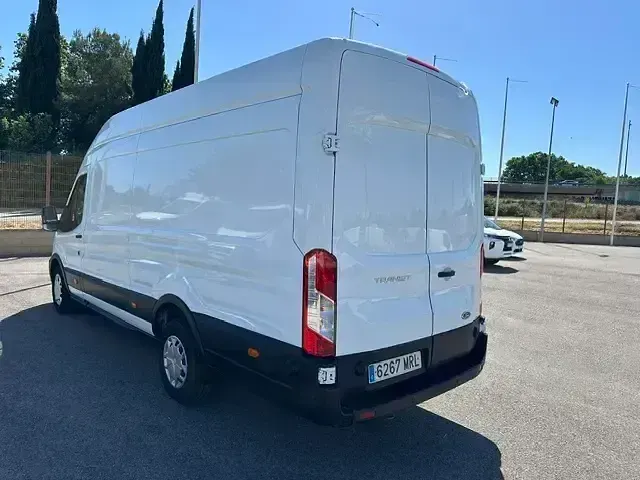 Usado Ford Transit Trend 130 CV (95 kW) 2024 Blanco Berlina