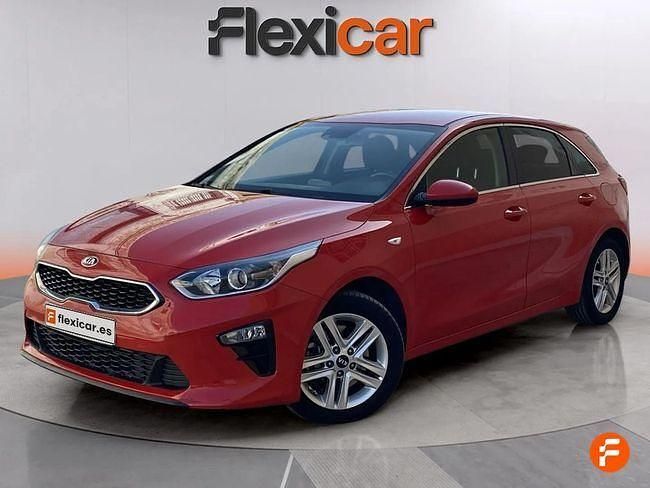 Usado Kia Ceed 140 CV (102 kW) 2019 Rojo Utilitario