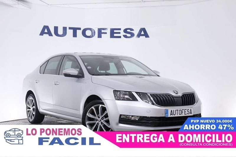 Usado Skoda Octavia 150 CV (110 kW) 2019 Gris Berlina