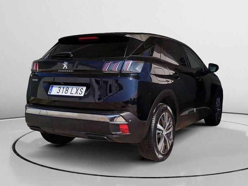 Usado Peugeot 3008 Allure 132 CV (97 kW) 2022 Negro SUV