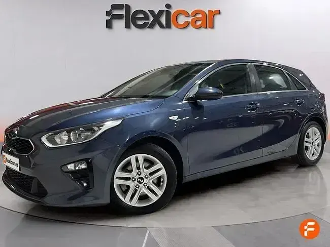 Usado Kia Ceed 140 CV (102 kW) 2020 Azul Utilitario
