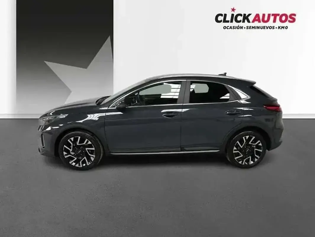 Usado Kia XCeed Active 101 CV (74 kW) 2025 Negro SUV