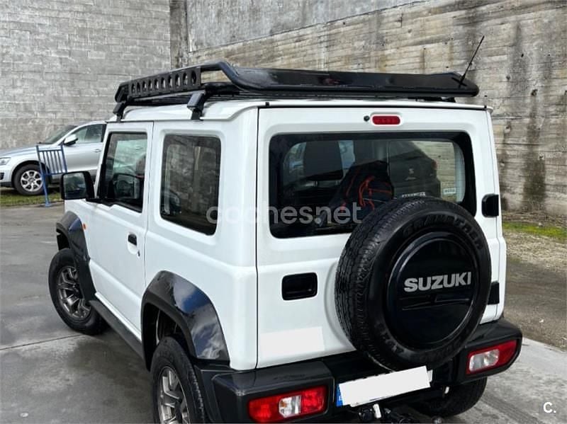 Usado Suzuki Jimny 102 CV (75 kW) 2023 Blanco SUV