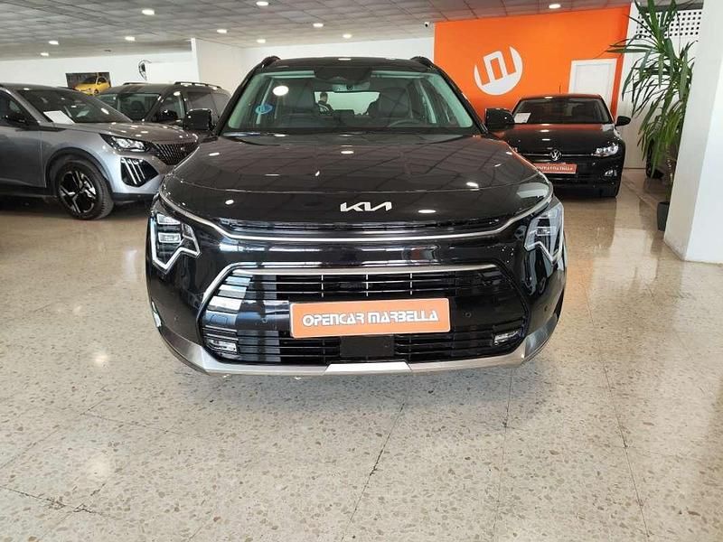 Usado Kia Niro 139 CV (102 kW) 2025 Negro SUV