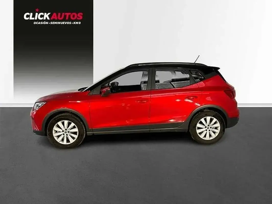 Usado Seat Arona Style 111 CV (81 kW) 2022 Rojo SUV
