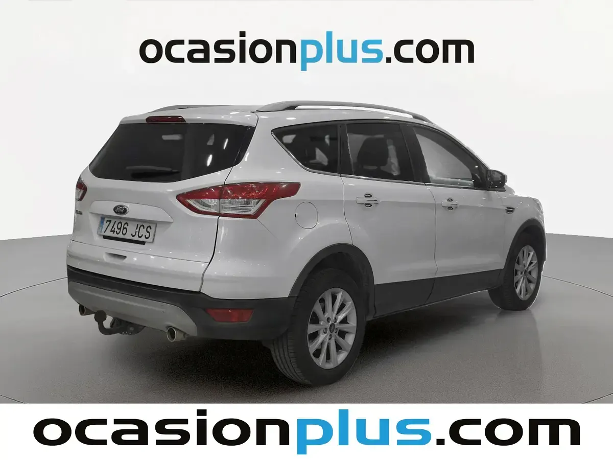 Usado Ford Kuga Titanium 150 CV (110 kW) 2015 Blanco SUV