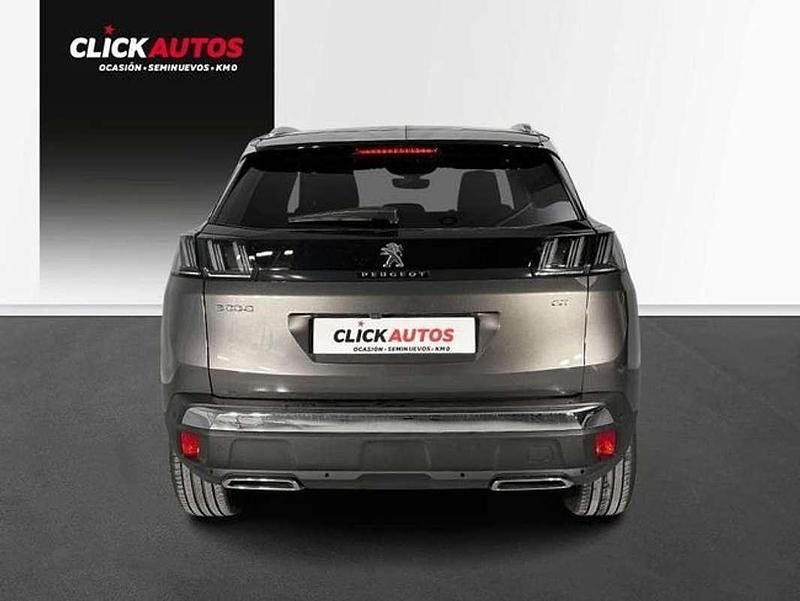 Usado Peugeot 3008 GT 131 CV (96 kW) 2022 Gris SUV