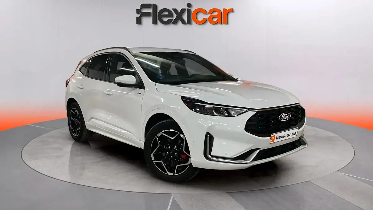 Usado Ford Kuga ST-Line 243 CV (178 kW) 2024 SUV