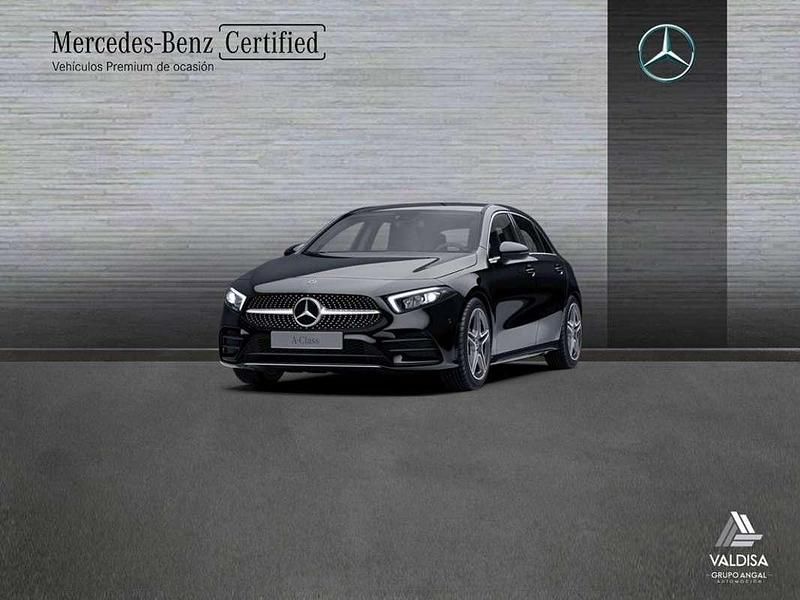 Usado Mercedes A180 AMG line 136 CV (100 kW) 2022 Utilitario